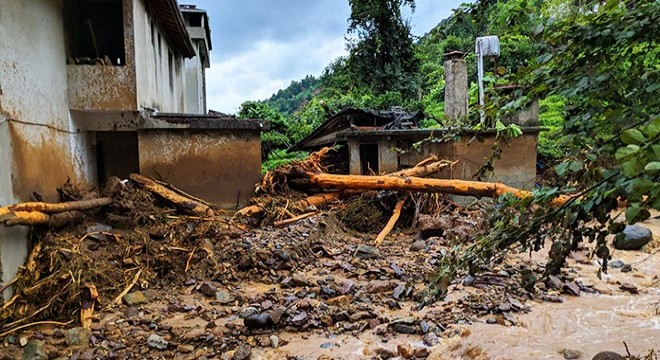 Karadeniz de mikro depremlerle  heyelan  tehlikesi