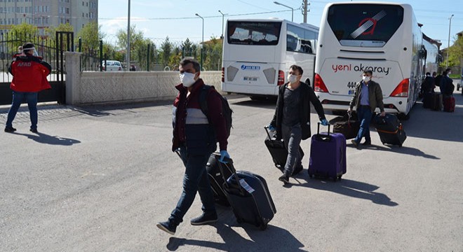 Karantinaya alınan 348 kişi, evlerine gönderildi