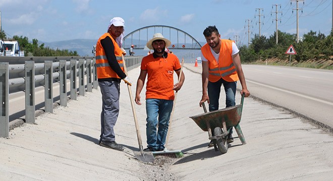 Karayollarında çevre temizliği