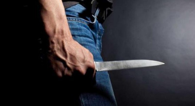 Kardeşi tarafından bıçaklanan öğretmen yaşamını yitirdi