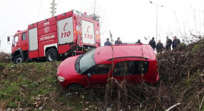 Kardeşini öğretmenlik mülakatına yetiştirmek isterken kaza yaptı