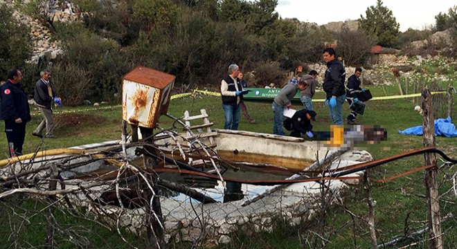 Karı- koca arazideki havuzda ölü bulundu