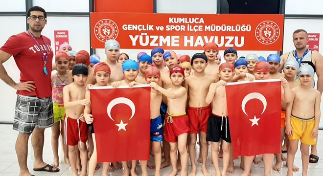 Karne hediyesi, ücretsiz yüzme kursu