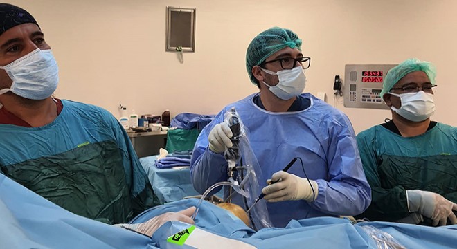 Kaş Devlet Hastanesi'nde artroskopi ameliyatı