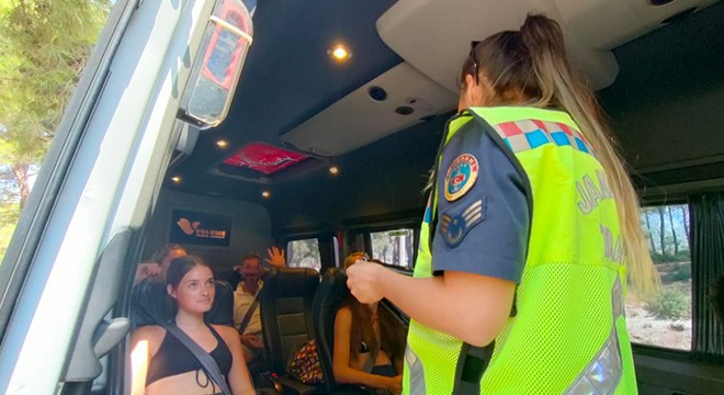 Kaş'ta jandarmadan trafik denetimi