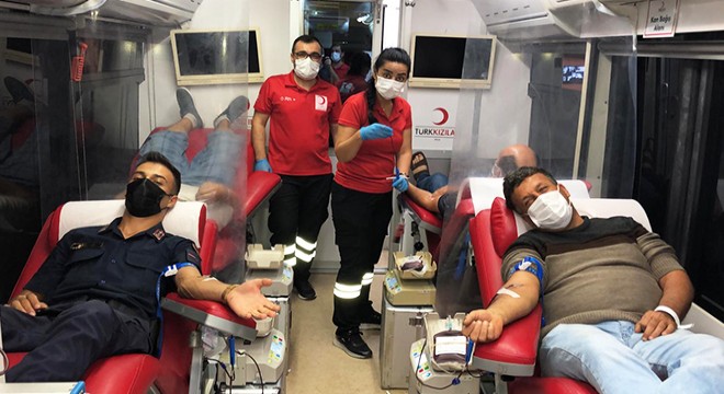 Kaş'ta kan bağışına yoğun ilgi