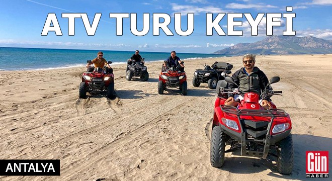 Kaş'ta turistlerin ATV turu keyfi