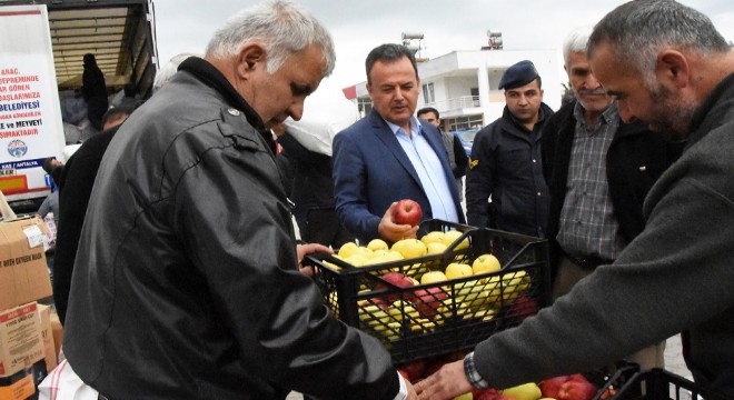 Kaş, depremzedeler için tek yürek oldu