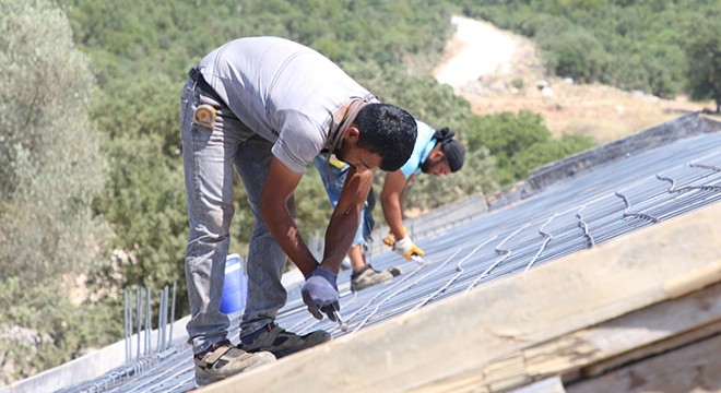 Kaş’ta eski okul binaları hayat buluyor