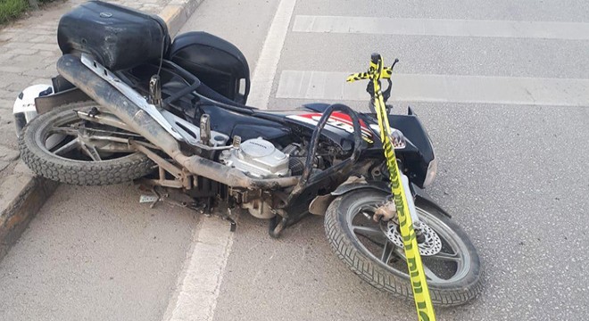 Kaskını takmayan motosikletli kazada öldü