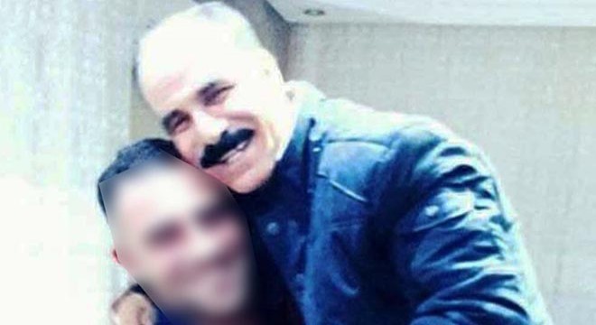 Kavgayı ayırmaya çalışırken yeğeni tarafından öldürüldü