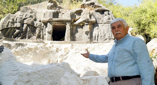 Kaya mezarının EYP ile tahrip edilmesine tepki