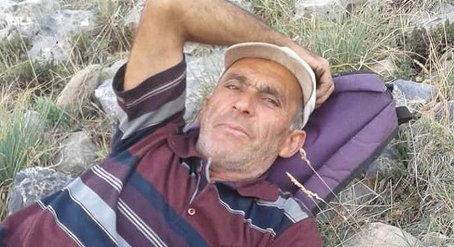Kayalıklarda ölü bulundu