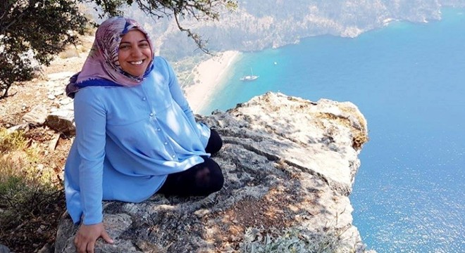 Kayalıklardan itildiği öne sürülen Semra’yı, tatil için eşi ikna etmiş
