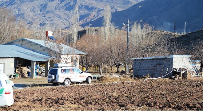 Kayıp olan kişinin ağabeyinin bahçesinde insan kemikleri bulundu