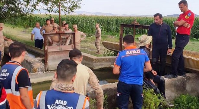 Kayıp olarak aranıyordu, sulama kanalında cesedi bulundu