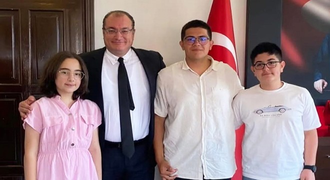 Kaymakam Arıkan başarılı öğrencileri ödüllendirdi
