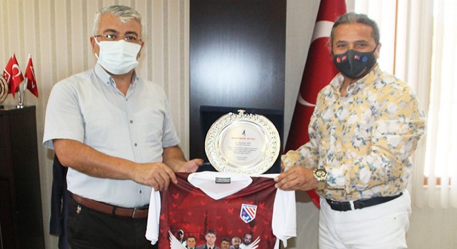 Kaymakam Yiğit'e 15 Temmuz'a özel forma