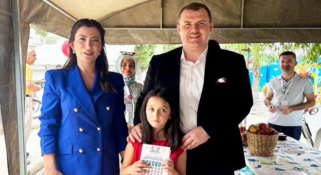 Kaymakam Yılmazer'den sağlık standına ziyaret