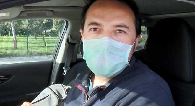 Kaza yapan motosikletliye yoldan geçen doktor müdahale etti