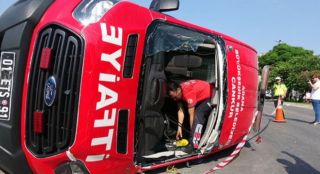 Kaza yerine giden itfaiye ekibi kaza yaptı: 5 yaralı