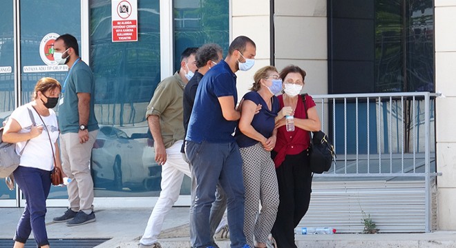 Kazada ölen doktorun cenazesi alındı, yakınları gözyaşı döktü
