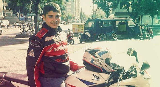 Kazada ölen motosiklet sürücüsü, toprağa verildi