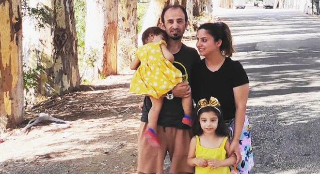 Kazada ölen sağlıkçı ve kızı yan yana toprağa verildi