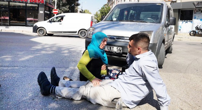 Kazada yaralanan genç: Beni bırakın anneme müdahale edin