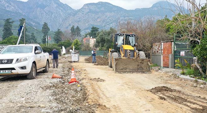 Kemer Belediyesi'nde alt yapı çalışmaları