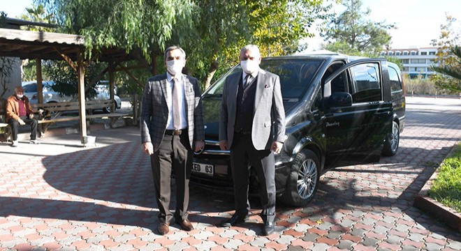 Kemer Belediyesi'nden araç desteği