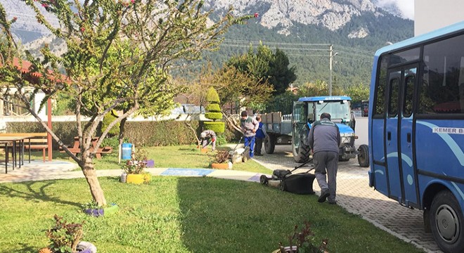 Kemer Belediyesi 'yeşili' koruyor
