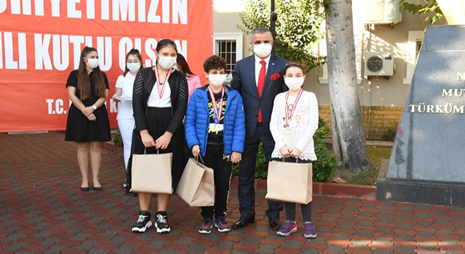 Kemer'de Cumhuriyet coşkusu