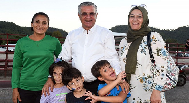 Kemer'de Gönül Nar Festivali düzenlendi