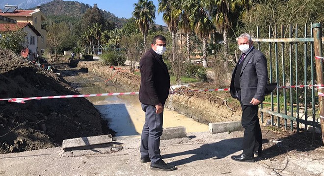 Kemer'de çalışmalar sürüyor