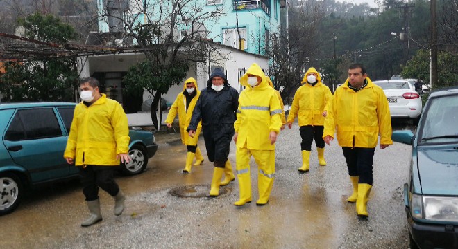 Kemer'de sağanak sonrası yaralar sarılıyor