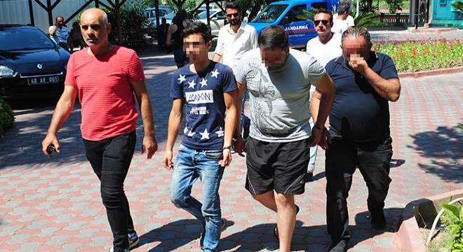 Kemer'de uyuşturucu operasyonu