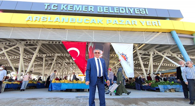Kemer'de yaşayanlar belediyenin hizmetini değerlendirdi