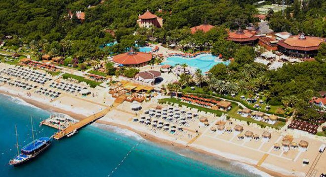 Kemer'deki 5 yıldızlı otelin icradan satışı ertelendi