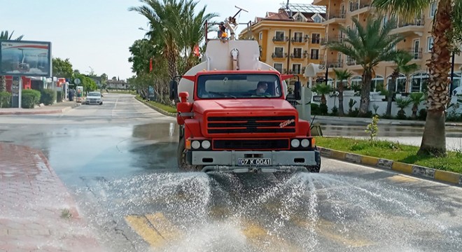 Kemer Belediyesi çalışmalarını sürdürdü