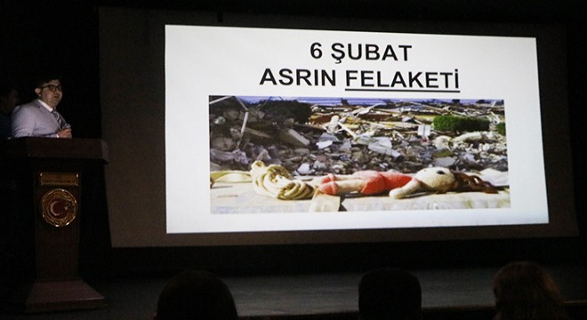 Kemer de, 6 Şubat depreminde hayatını kaybedenler anıldı