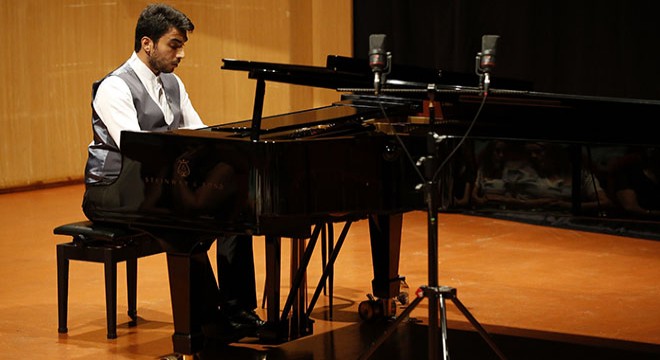 Kenan Tatlıcı'dan piyano resitali