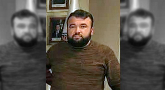 Kendisine ait kamyonla duvar arasına sıkışarak öldü