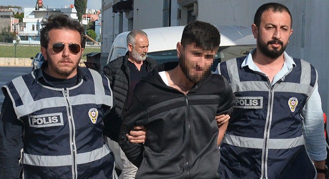 Kendisini polise ihbar eden arkadaşını öldürdü