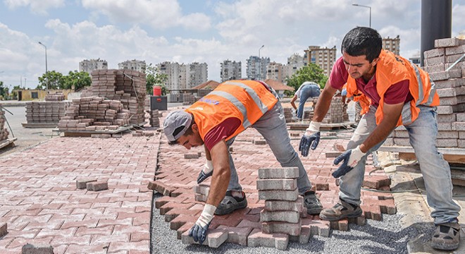 Kepez Göksu’nun caddeleri güzelleşiyor