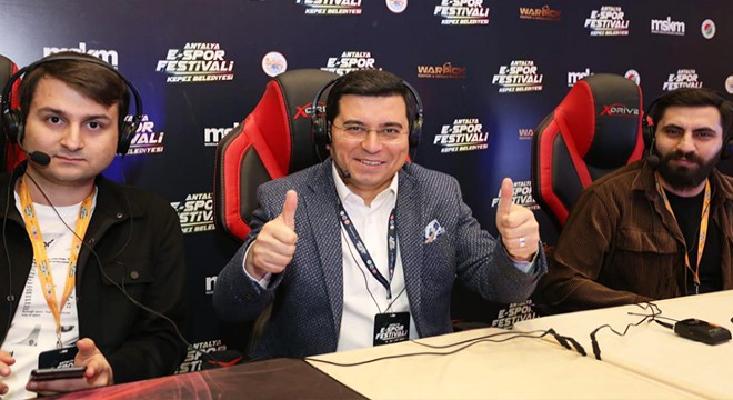 Kepez'de E-Spor Fest başladı