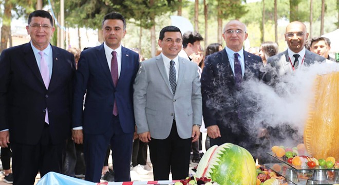 Kepez'de 'Mesleki Eğitim Fuarı' başladı
