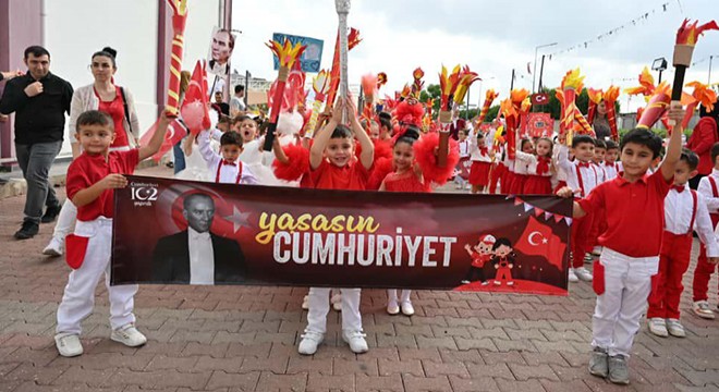 Kepez’de Cumhuriyet kutlamaları