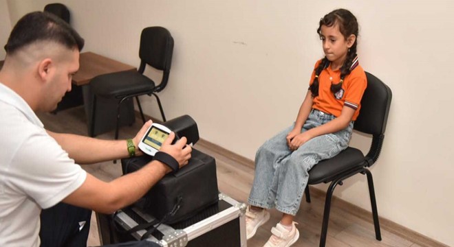 Kepez’den öğrencilere göz taraması