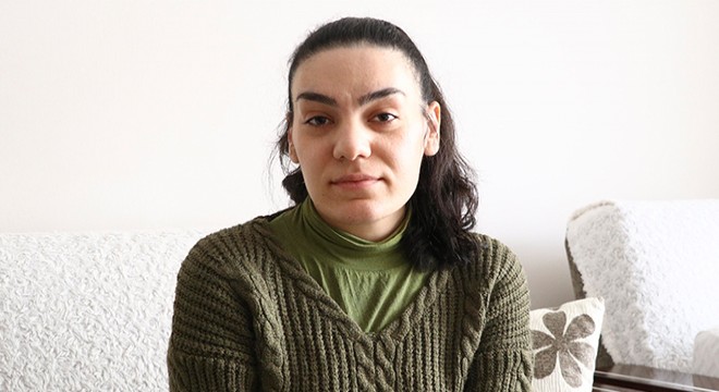 Kezban, yatağa bağımlı hale gelmeden ameliyat olmak istiyor